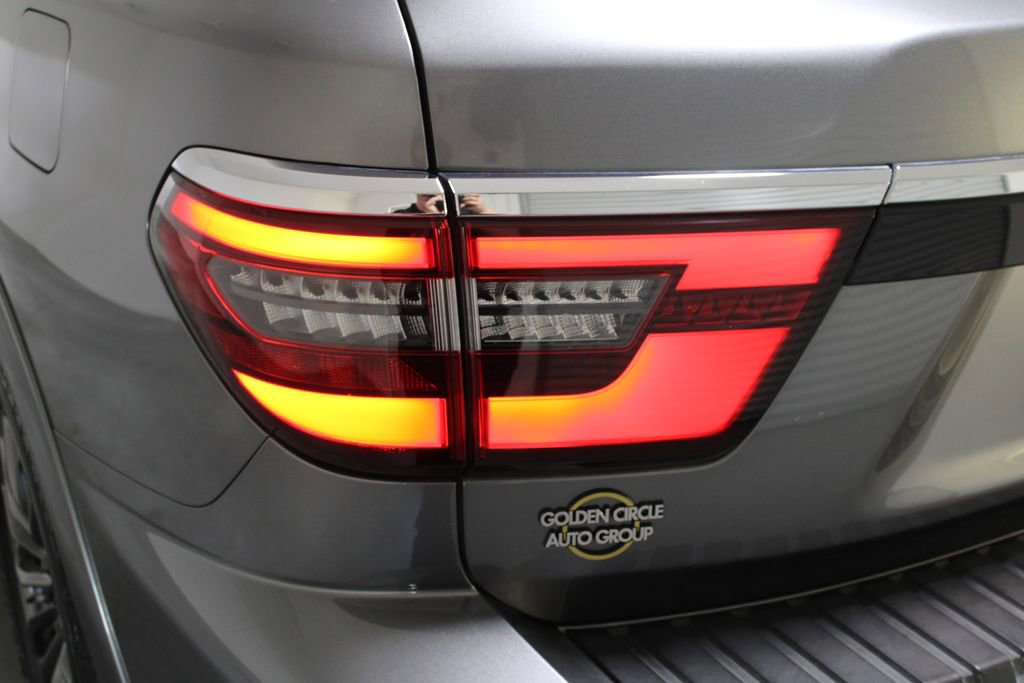 Used 2024 Nissan Armada Platinum w/ Captain's Chairs Package image 62