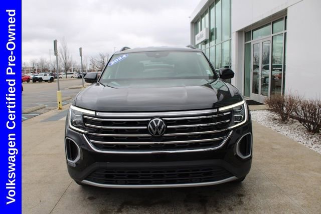 Used 2024 Volkswagen Atlas SE image 2