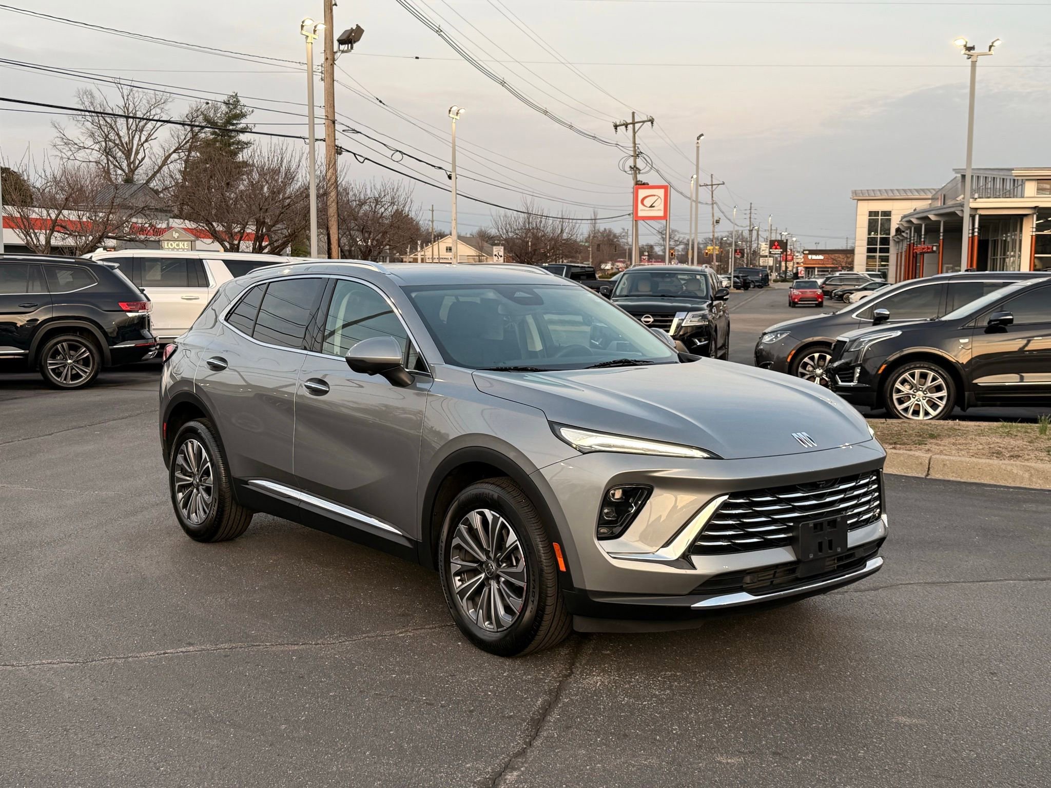 Used 2025 Buick Envision Preferred image 14