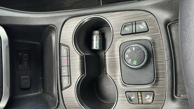 Used 2020 GMC Acadia SLT w/ Trailering Package image 26
