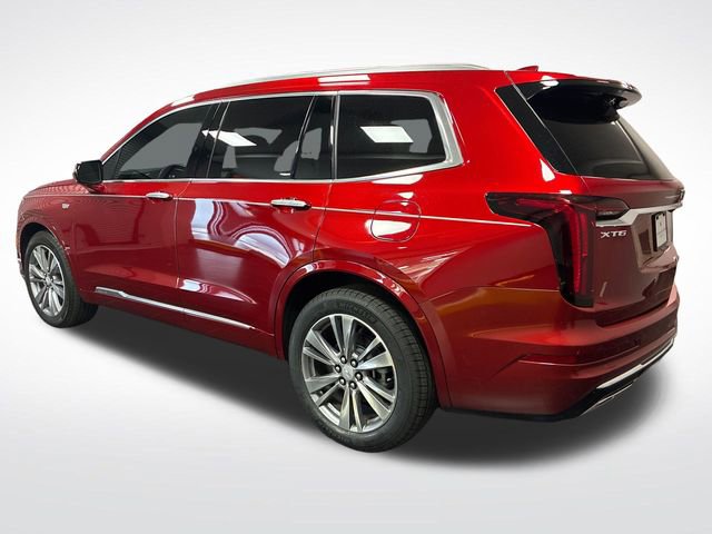 Used 2025 Cadillac XT6 Premium Luxury FWD image 3