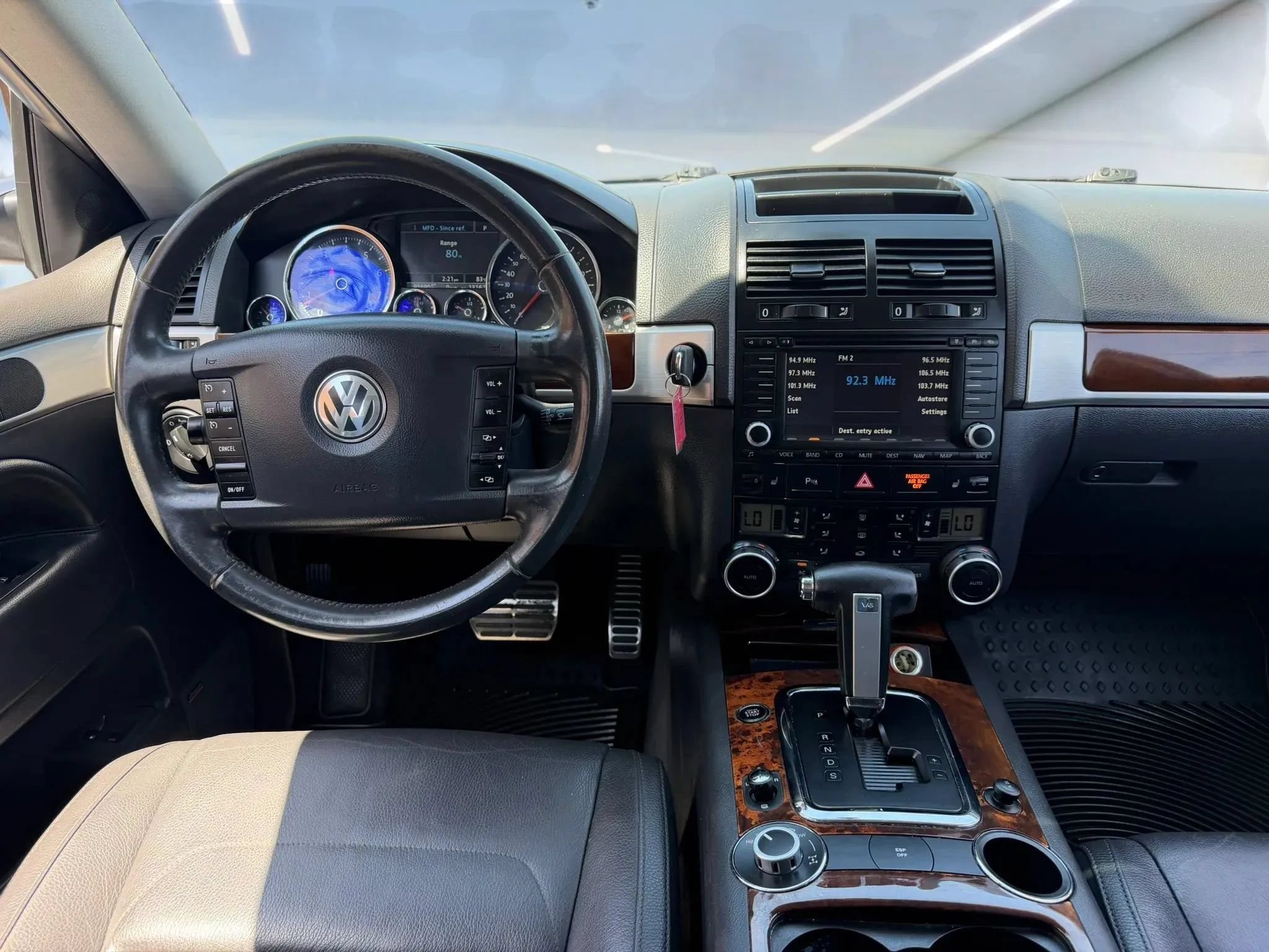 Used 2008 Volkswagen Touareg V6 AWD/4WD image 15