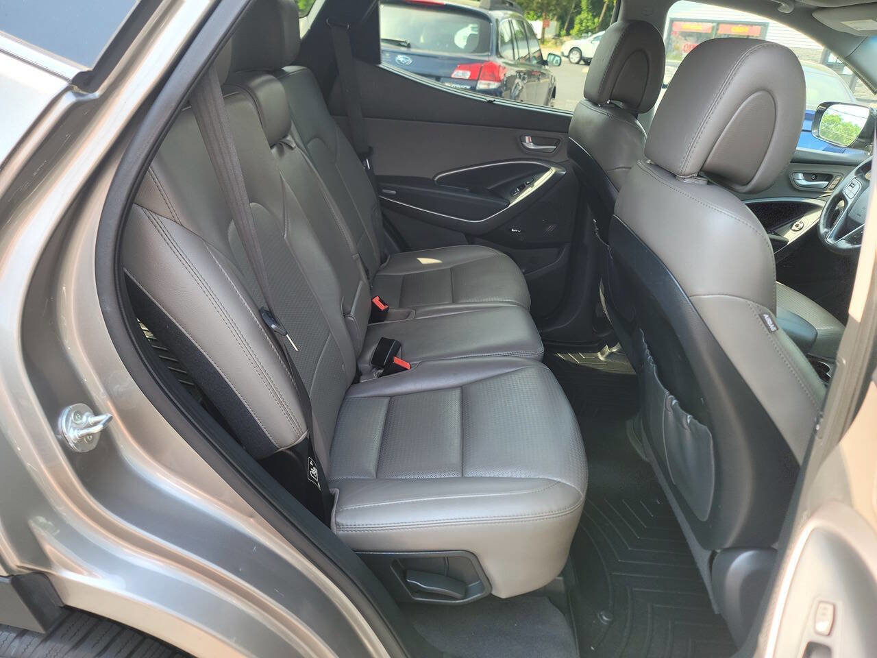 Used 2015 Hyundai Santa Fe Sport 2.0T w/ Option Group 05 image 18