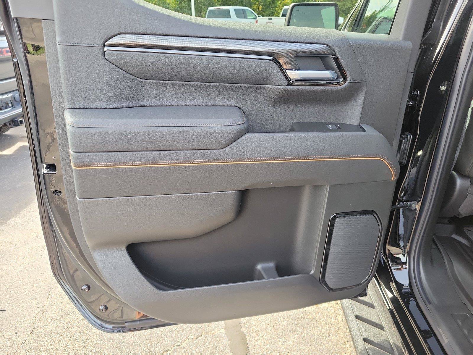 New 2026 GMC Sierra 1500 AT4 w/ AT4 Premium Package AWD/4WD image 13