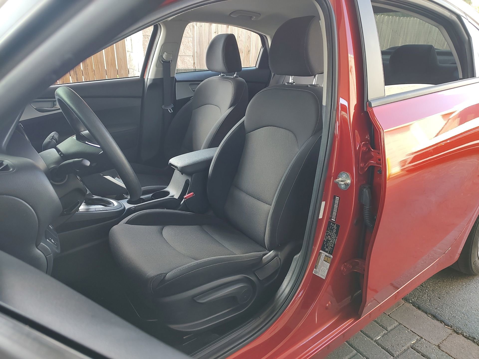 Used 2024 Kia Forte LXS image 8