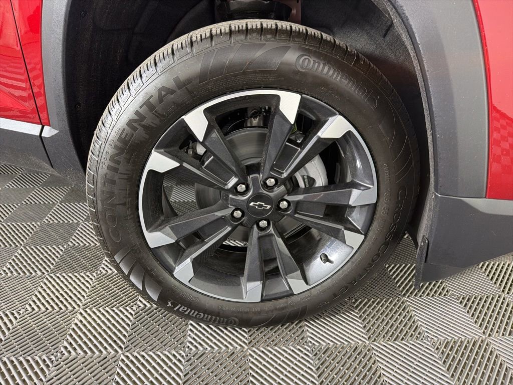 New 2026 Chevrolet Equinox RS w/ Convenience Package III FWD image 35
