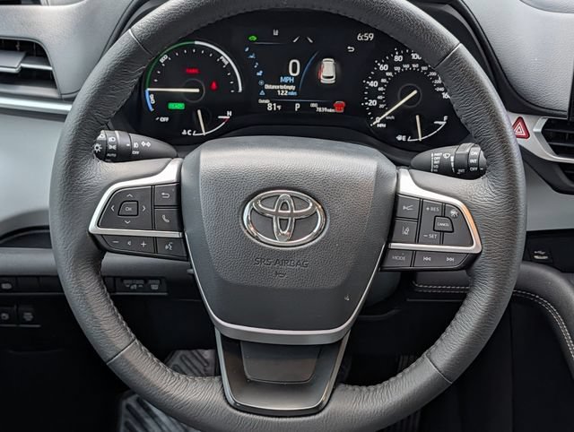 Certified 2026 Toyota Sienna XLE FWD image 12