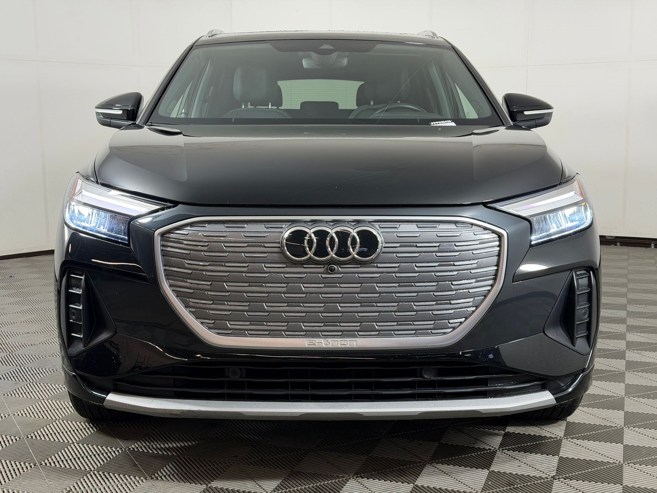 Used 2023 Audi Q4 e-tron Premium Plus w/ Premium Plus RWD image 6