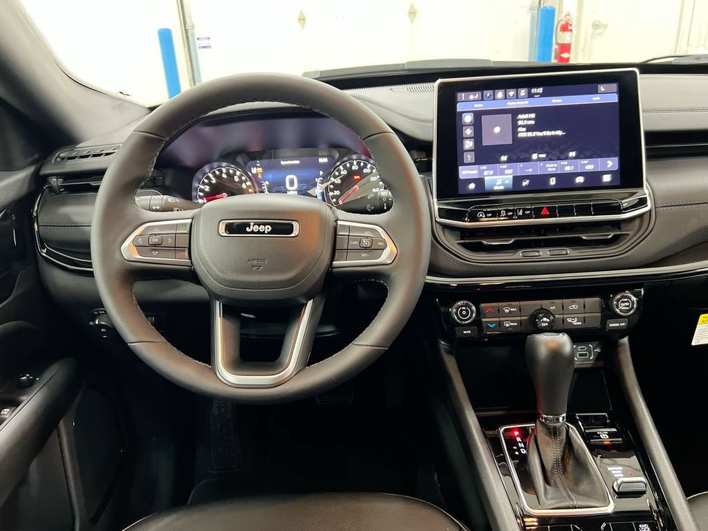 New 2026 Jeep Compass Latitude AWD/4WD image 19
