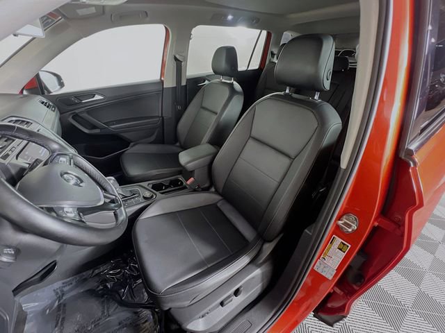 Used 2019 Volkswagen Tiguan SE image 9