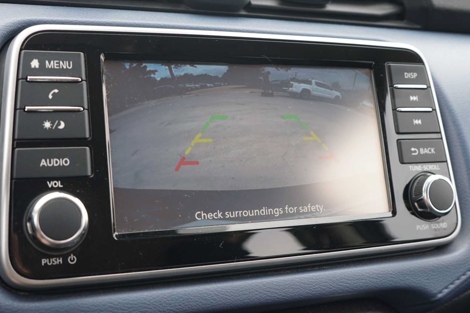 Used 2025 Nissan Versa SV FWD image 10