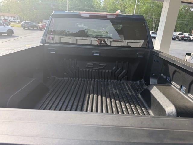 Certified 2024 Chevrolet Silverado 1500 LT AWD/4WD image 9