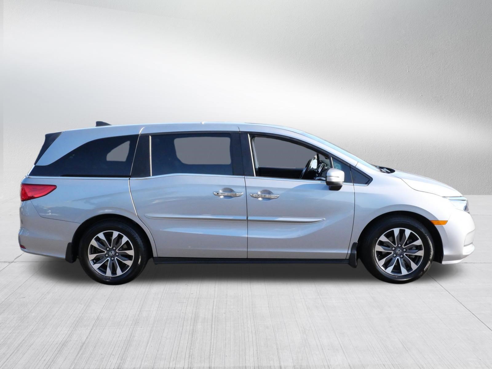 Used 2023 Honda Odyssey EX-L image 8