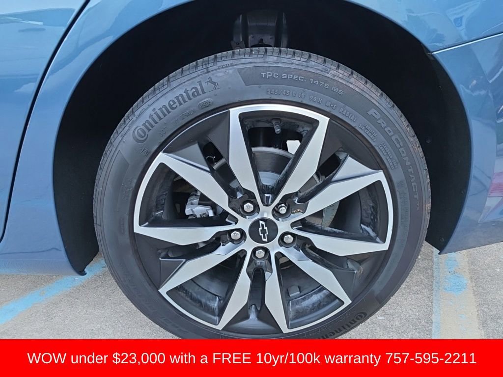 Used 2025 Chevrolet Malibu RS FWD image 9