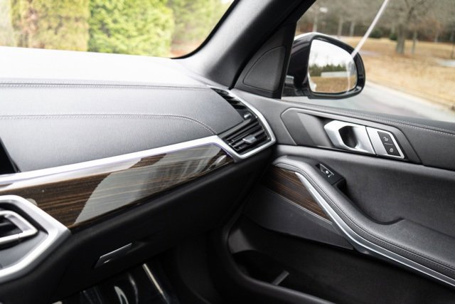 Used 2019 BMW X5 xDrive40i w/ Parking Assistance Package image 30