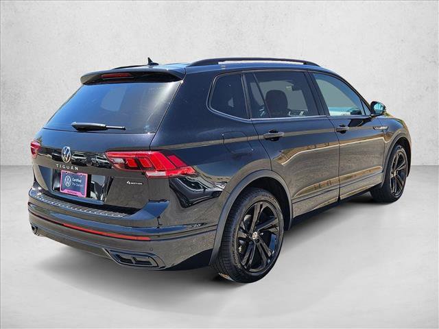 Certified 2023 Volkswagen Tiguan SE R-Line AWD/4WD image 5