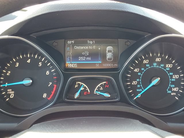 Used 2016 Ford Escape SE w/ Equipment Group 201A FWD image 13