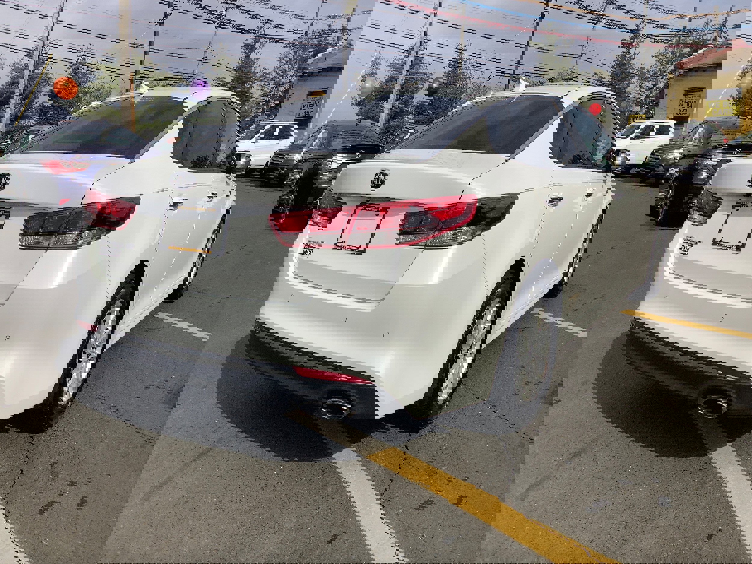 Used 2018 Kia Optima LX w/ Convenience Package FWD image 7