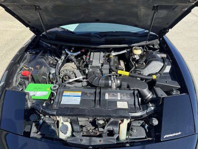 Used 1995 Pontiac Firebird Formula RWD image 11