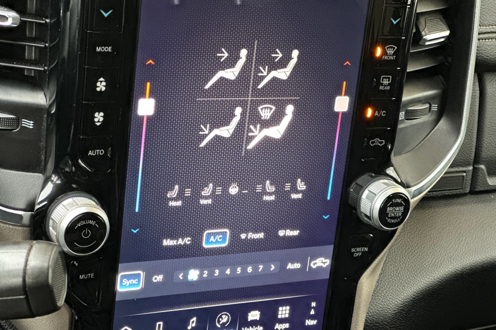 Used 2024 RAM 2500 Laramie image 21