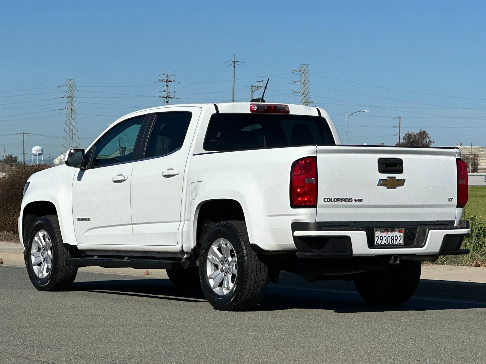 Used 2017 Chevrolet Colorado LT w/ Safety Package image 6