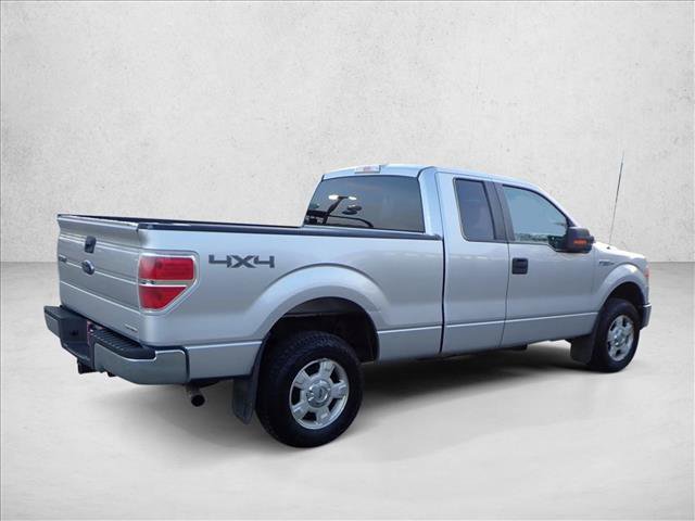 Used 2013 Ford F150 XLT w/ Mid Equipment Group image 4
