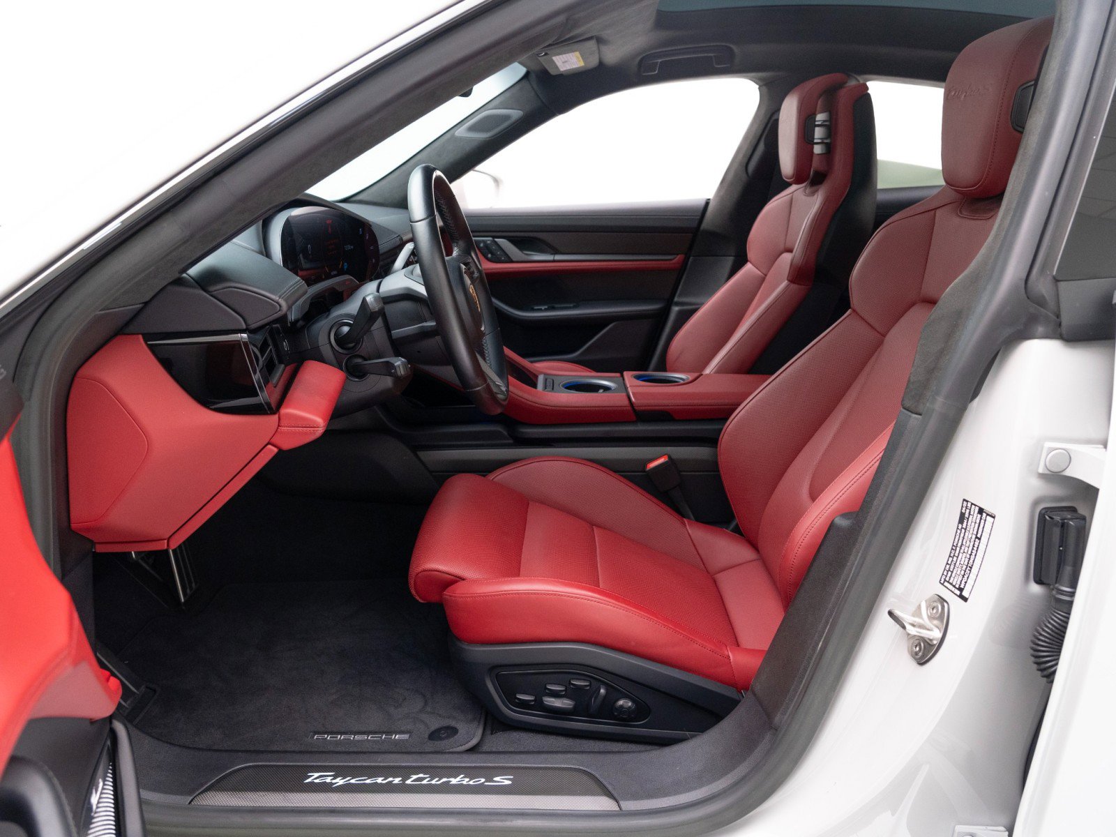 Certified 2022 Porsche Taycan Turbo S image 17