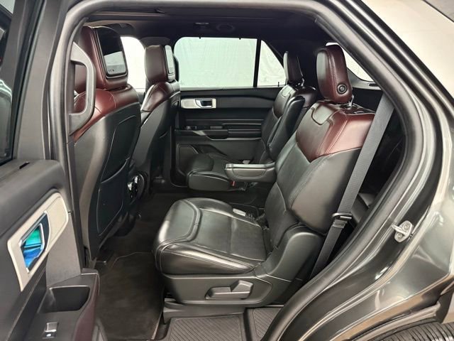 Certified 2020 Ford Explorer Platinum w/ Premium Technology Package AWD/4WD image 18
