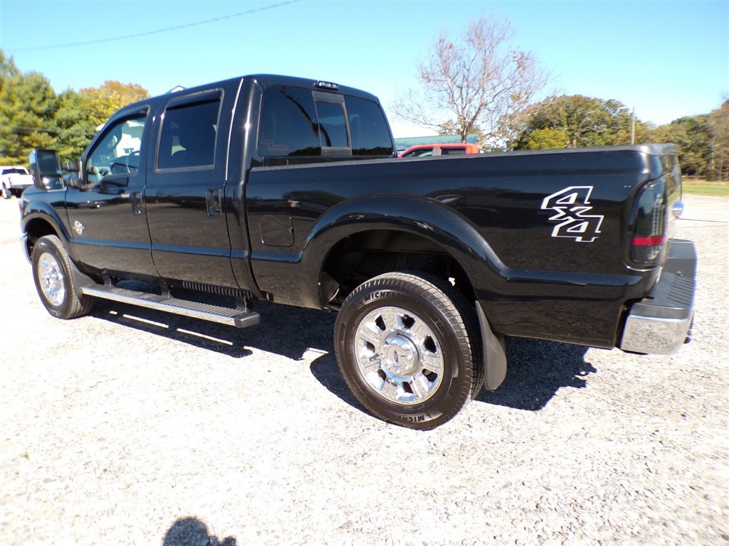Used 2015 Ford F250 Lariat w/ Lariat Ultimate Package image 2