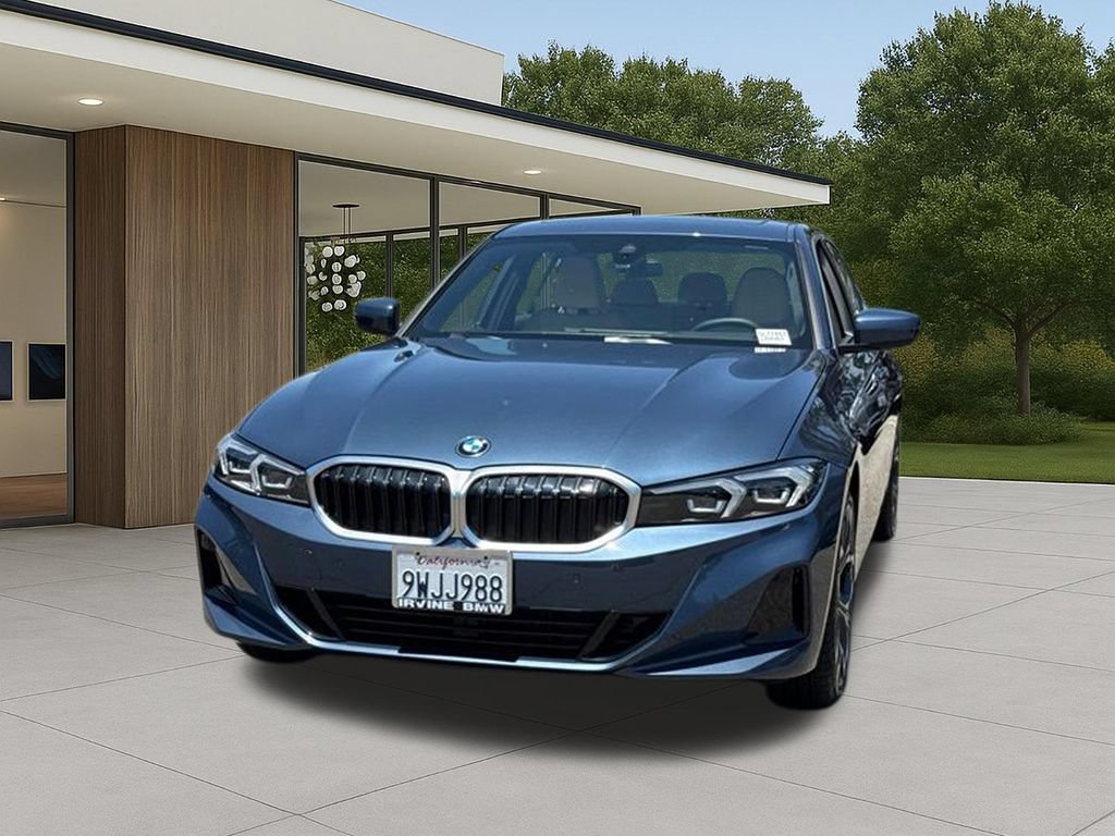 Used 2026 BMW 330i Sedan w/ Premium Package RWD image 3