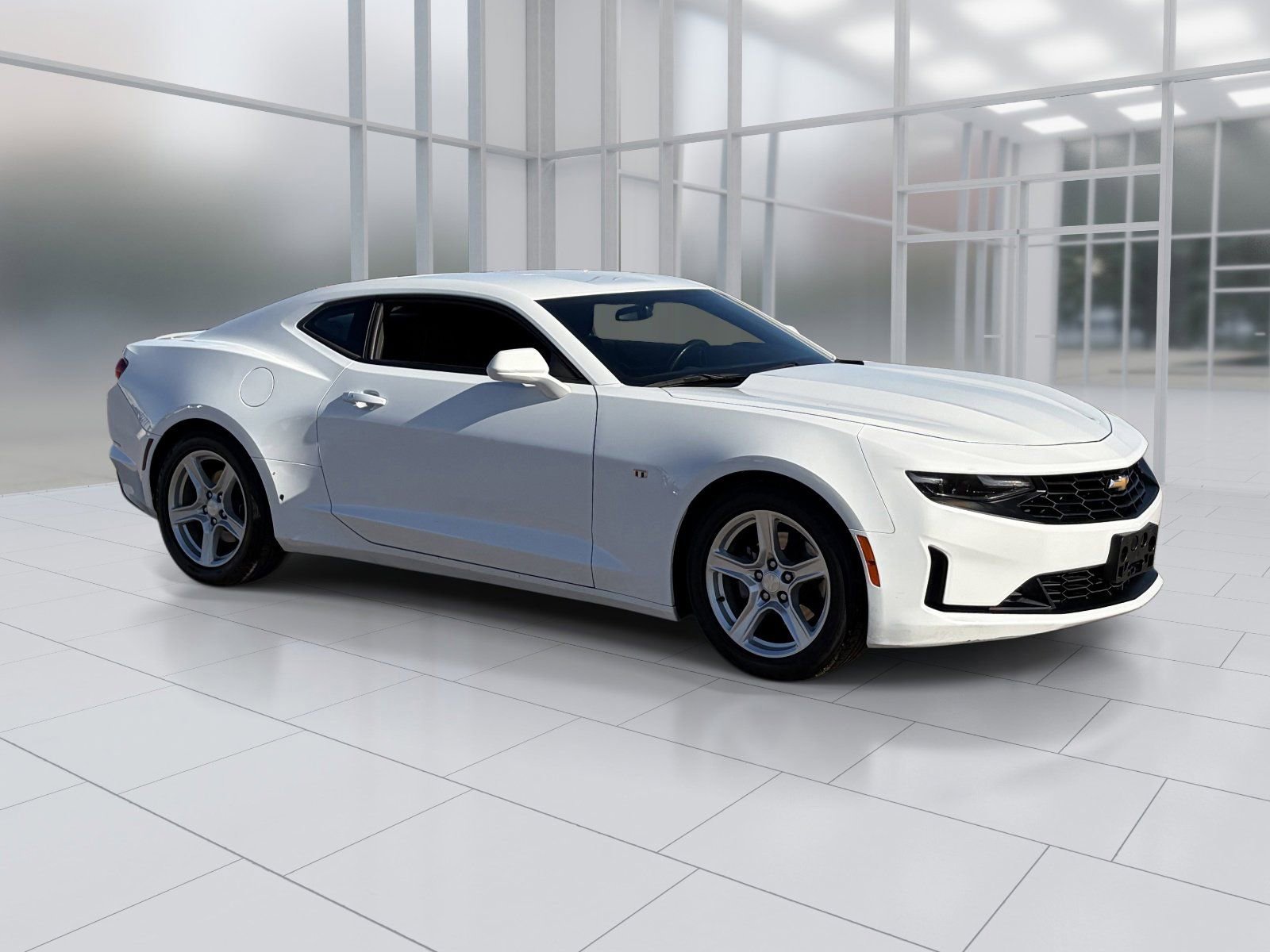 Used 2023 Chevrolet Camaro LT image 8