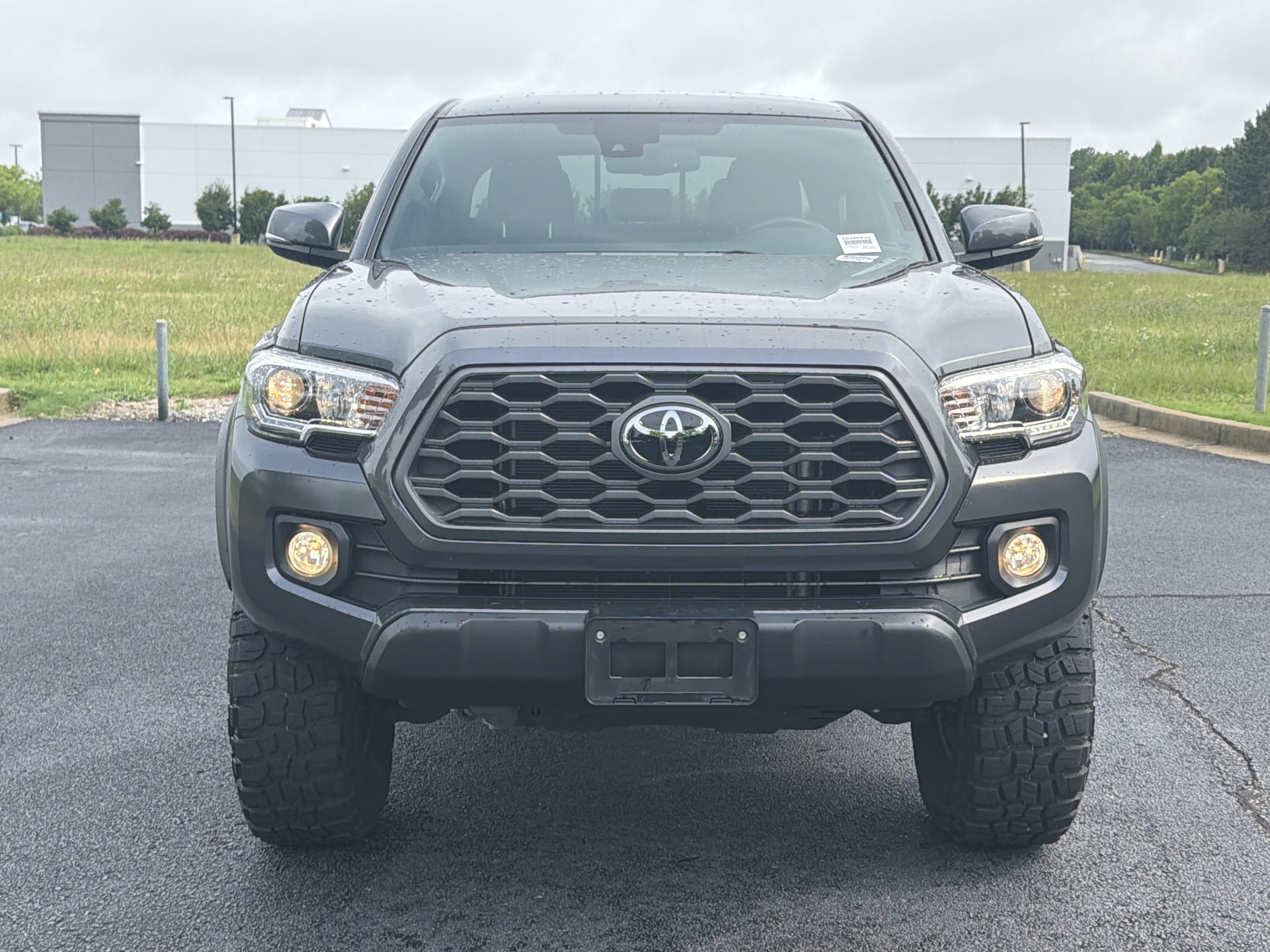Used 2022 Toyota Tacoma TRD Off-Road w/ Technology Package RWD image 3