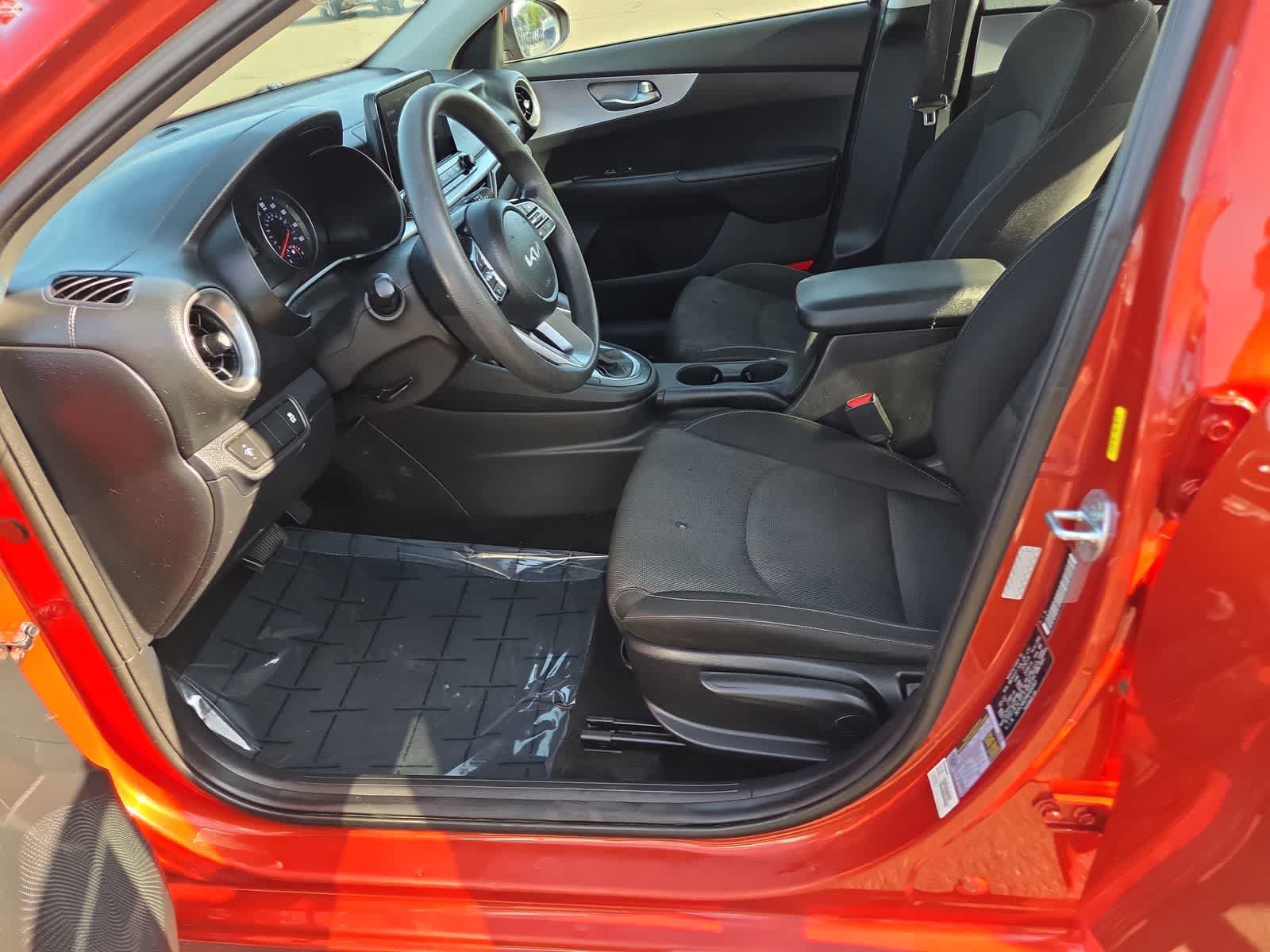 Used 2022 Kia Forte LXS FWD image 19