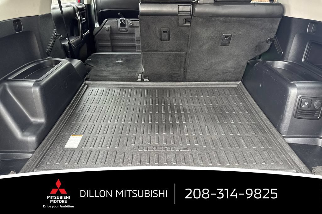 Used 2021 Toyota 4Runner TRD Off-Road Premium w/ Moonroof Package AWD/4WD image 17