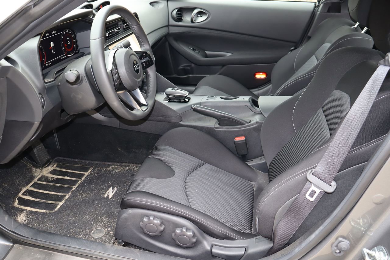 Used 2024 Nissan Z Sport w/ Floor Mat Package RWD image 14