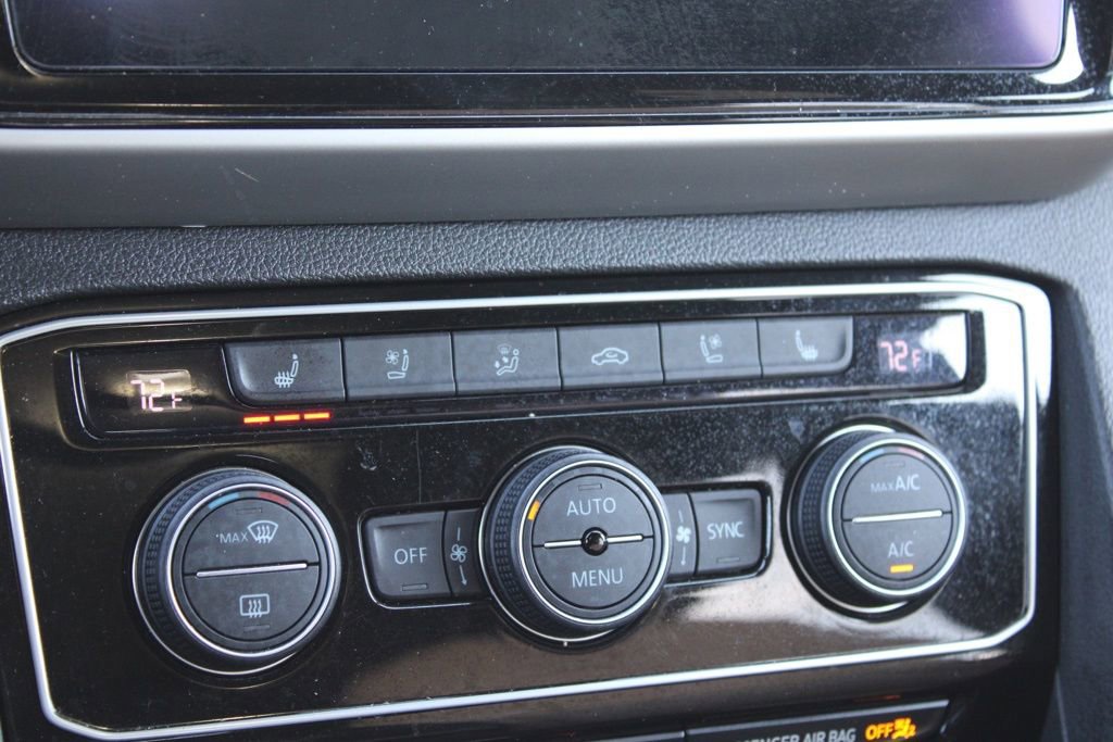 Used 2022 Volkswagen Atlas Cross Sport SEL Premium R-Line image 43