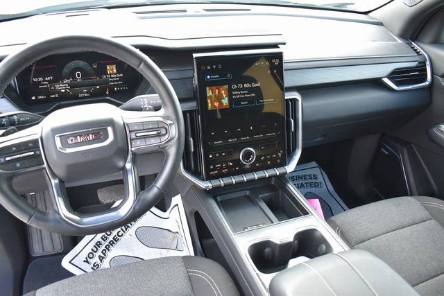 Used 2025 GMC Acadia Elevation image 17