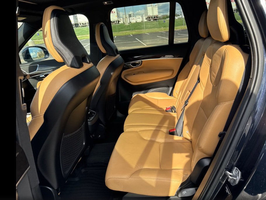 Used 2019 Volvo XC90 T6 Momentum w/ Advanced Package AWD/4WD image 7