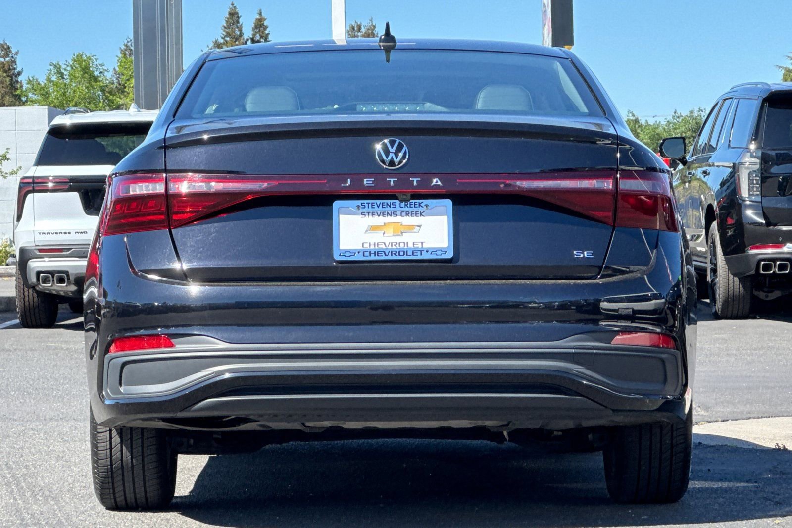 Used 2025 Volkswagen Jetta SE image 6