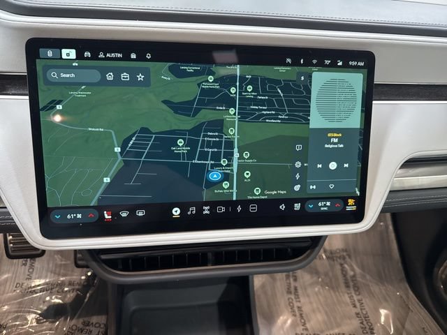 Used 2023 Rivian R1S Adventure Quad AWD/4WD image 5