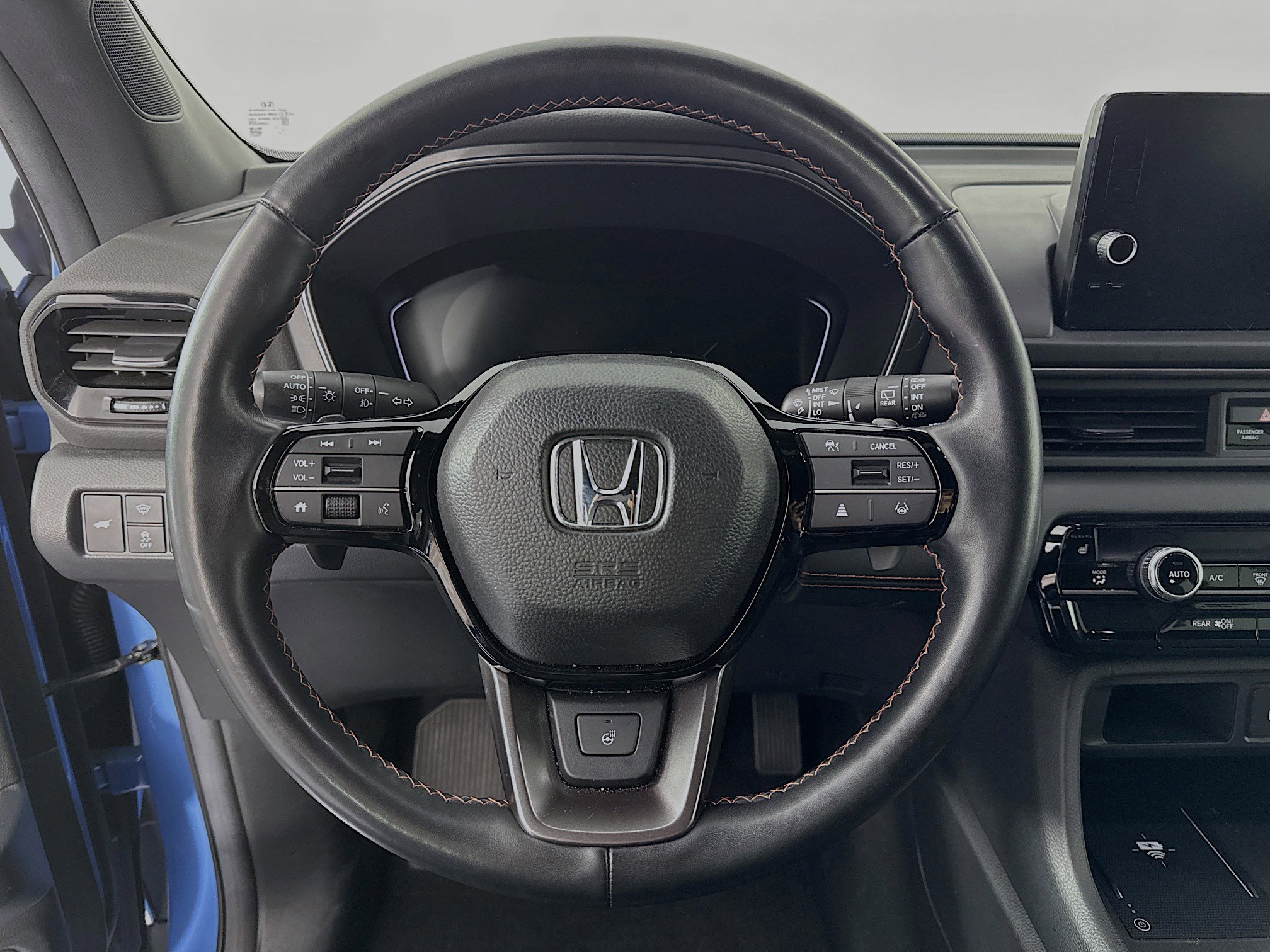 Certified 2024 Honda Pilot TrailSport image 11