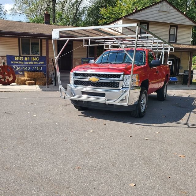 Used 2013 Chevrolet Silverado 3500 W/T RWD image 1