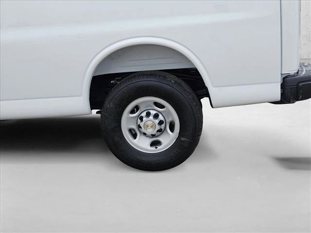 New 2025 Chevrolet Express 2500 w/ Driver Convenience Package image 8