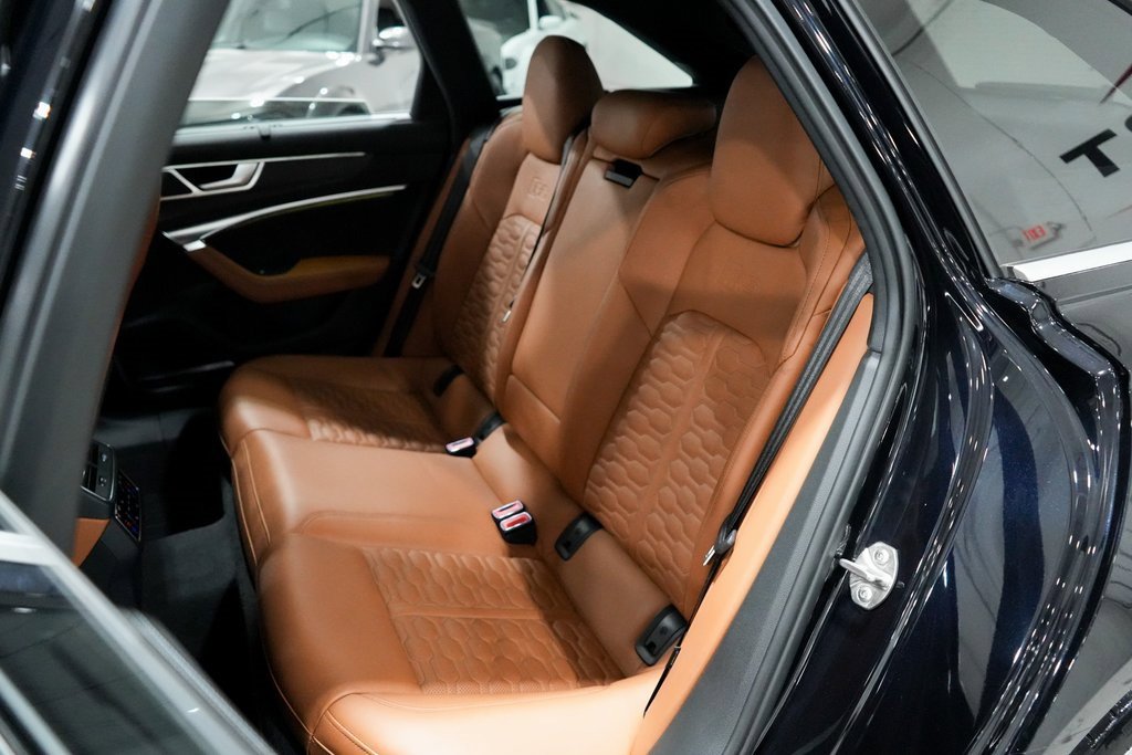 Used 2021 Audi RS 6 w/ Executive Package image 30