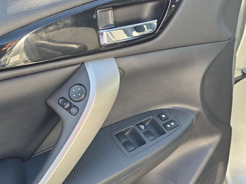Used 2025 Mitsubishi Eclipse Cross SE AWD/4WD image 13
