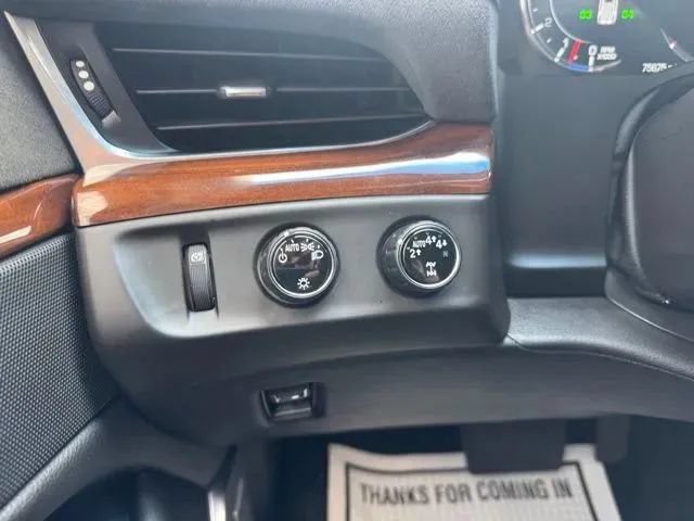 Used 2019 Cadillac Escalade Premium Luxury w/ Escalade Sport Edition AWD/4WD image 23