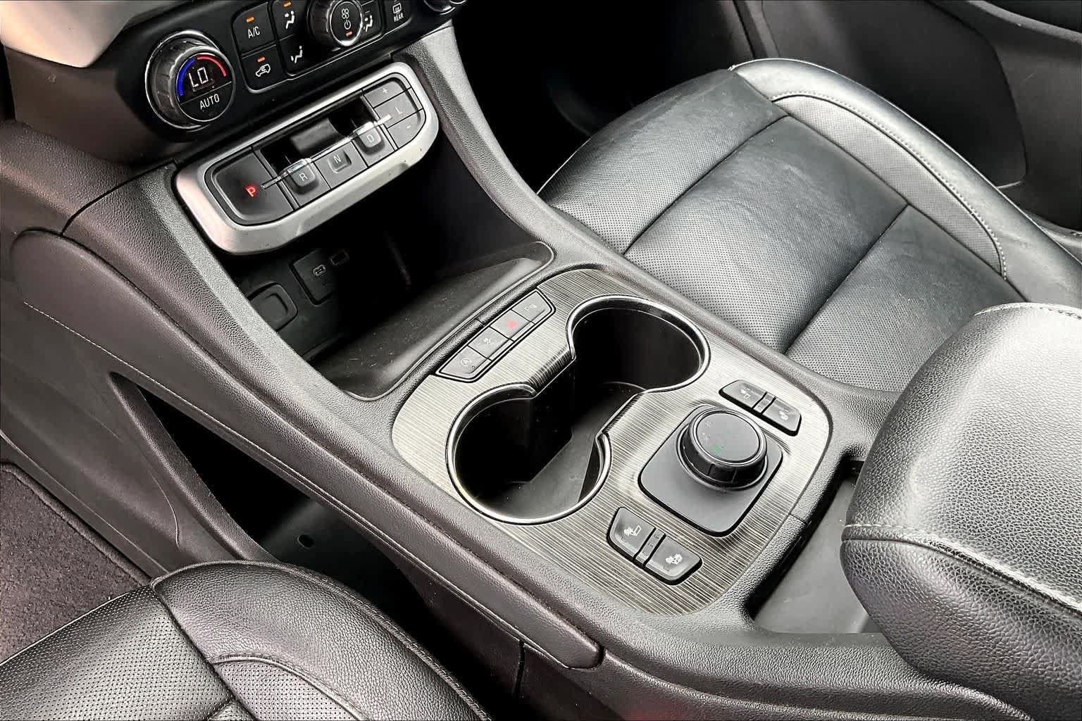 Used 2020 GMC Acadia SLT FWD image 15