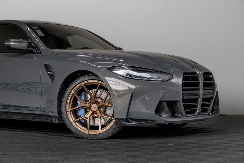Used 2023 BMW M3 w/ M Carbon Exterior Package RWD image 3