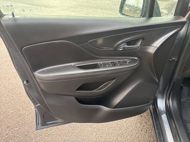 Used 2018 Buick Encore Essence w/ Experience Buick Package image 10