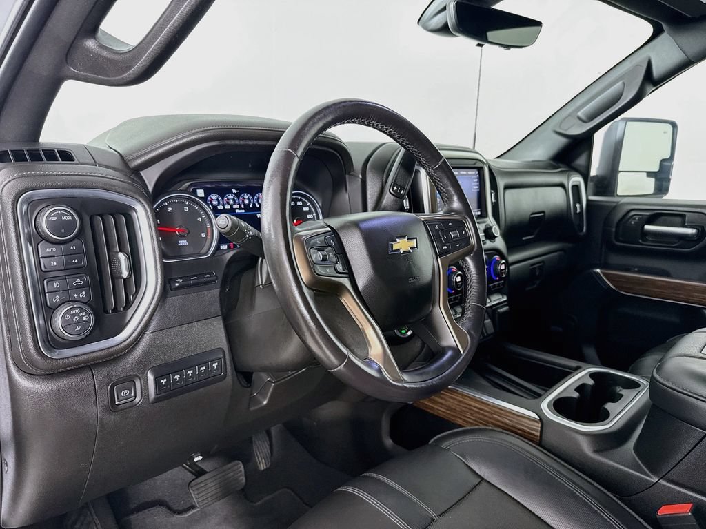Used 2022 Chevrolet Silverado 3500 High Country w/ Z71 Off-Road Package AWD/4WD image 10